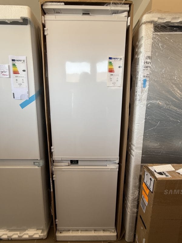 Beko BCNA275E5SN beépíthető Inverteres NoFrost hűtő, 254 l, D energia, NeoFrost Dual Cooling, Harvest Fresh, ProSmart Inverter, Dairy,  M 177,5 cm - Image 7