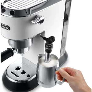 DeLonghi EC685.W Dedica karos eszpresszó kávéfőző, 1300 W, 15 bar, 1.1 literes víztartály, Fehér
