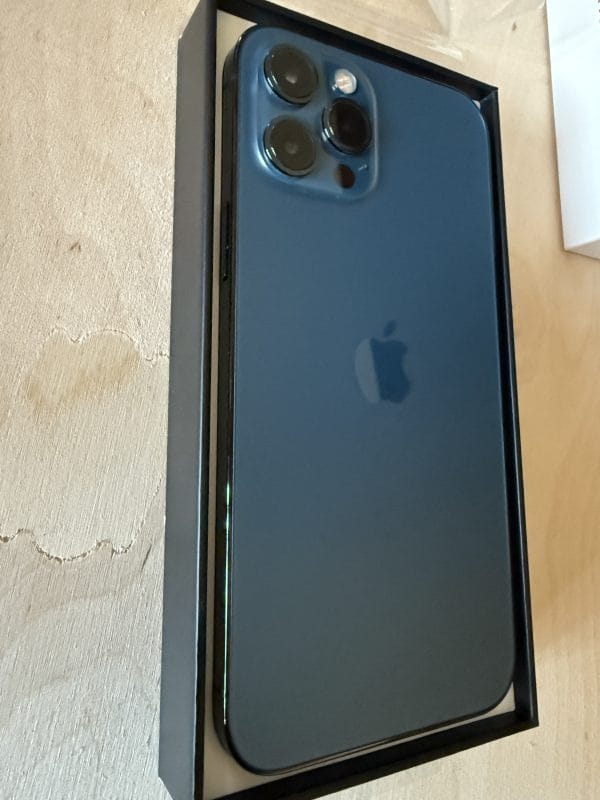 iPhone 12 Pro Max Pacific Blue, 128 GB, Újszerű - Image 8