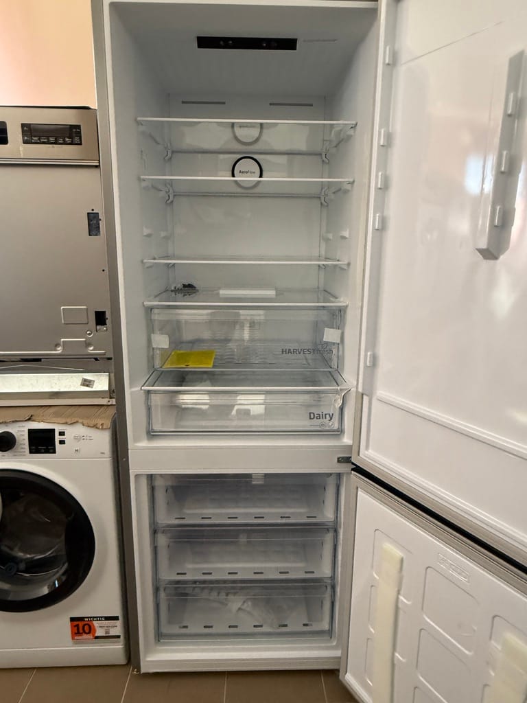 Beko B7RCNE567HXB Inverteres NoFrost hűtőszekrény 70cm széles, B energia, 490L. - Image 6