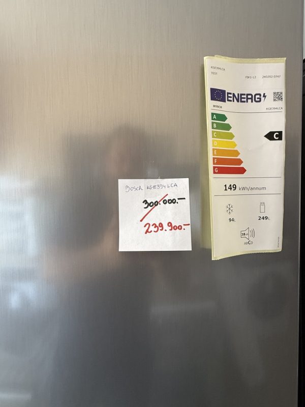 Bosch KGE394LCA Serie6 Kombinált hűtőszekrény, 337l, C energiaosztály, M:201 cm, LowFrost, VitaFresh, Inox - Image 4