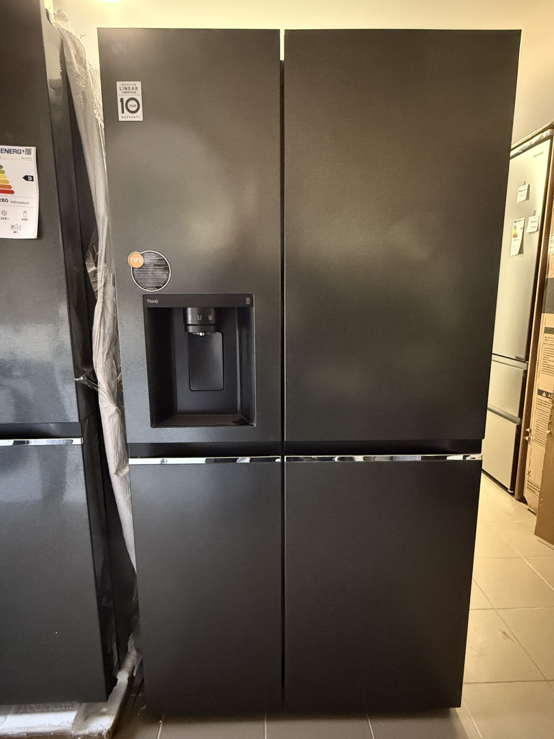 LG GSLV71MCTD Side by side hűtő, 635 l, Total No Frost, DoorCooling+, Linear Cooling, Multi-Airflow, D energia, Kompresszor Lineáris Inverter, M 179 cm, Fekete - Image 7