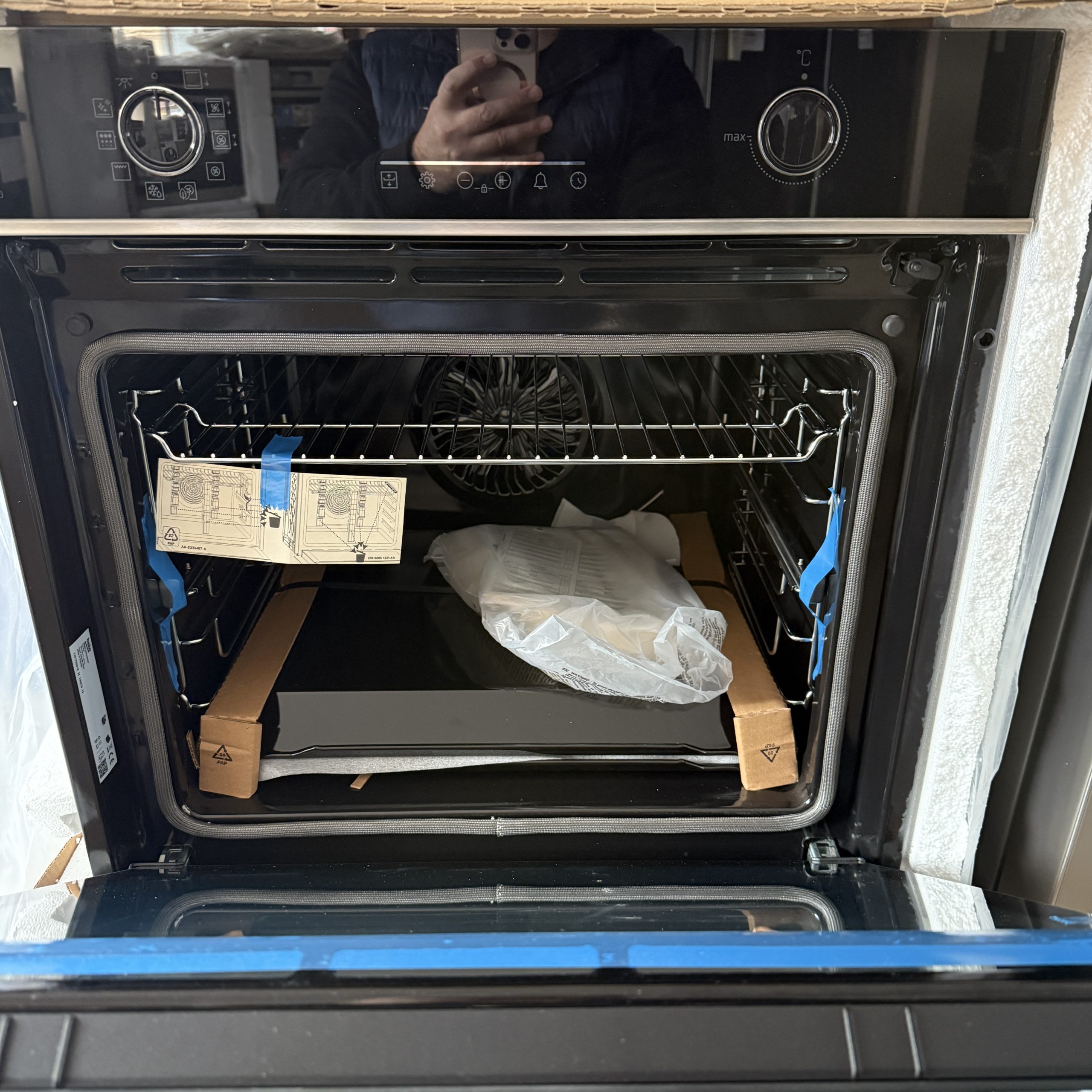 Beko BBIM13300XMPEF beépíthető Pirolitikus sütő, 72 literes, fekete/rozsdamentes acél, A+ energia - Image 3