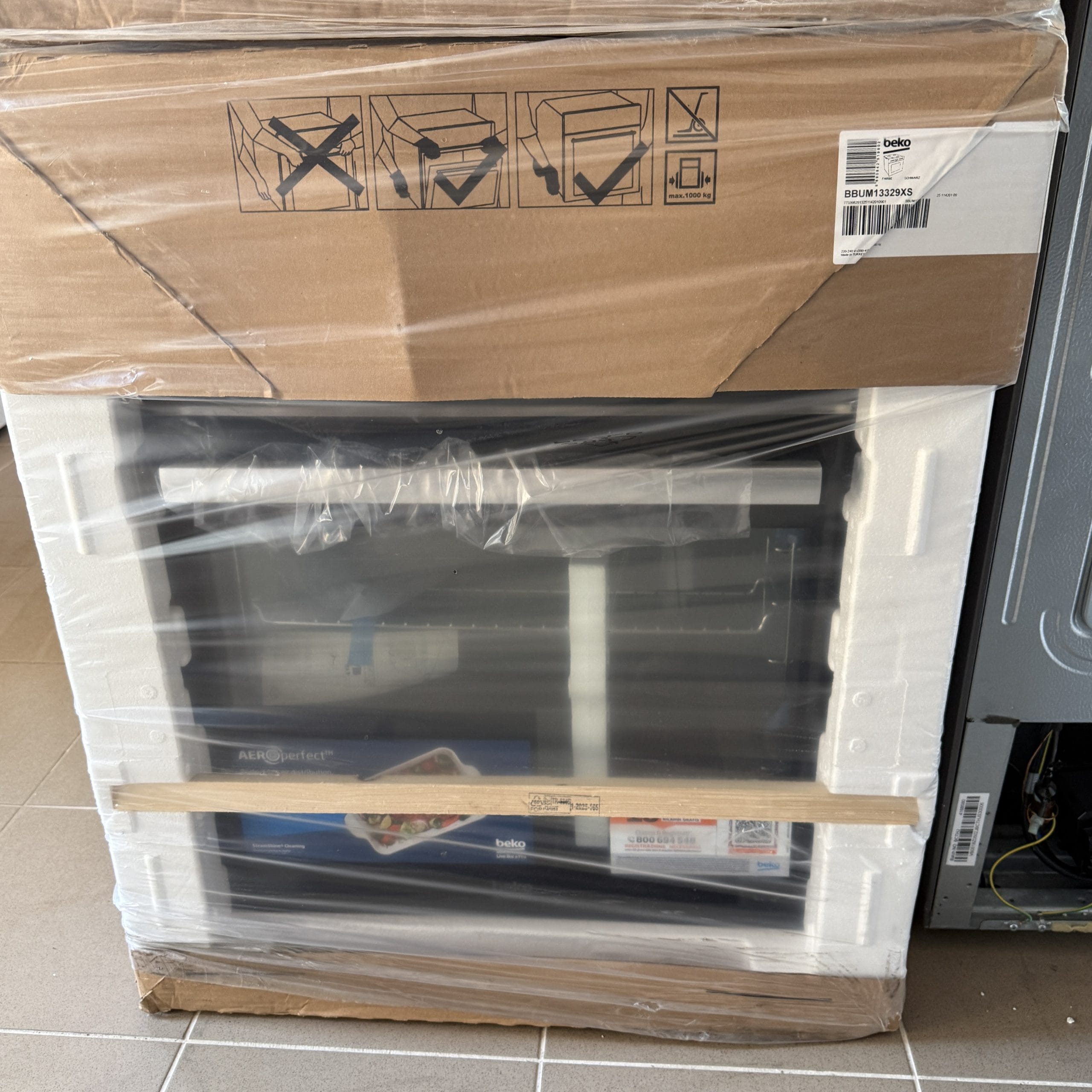Beko BBUM13329XS beépíthető sütő és kerámia főzőlap szett, 72L. teleszkópos sütősín, Gőztisztítás, A energia - Image 2