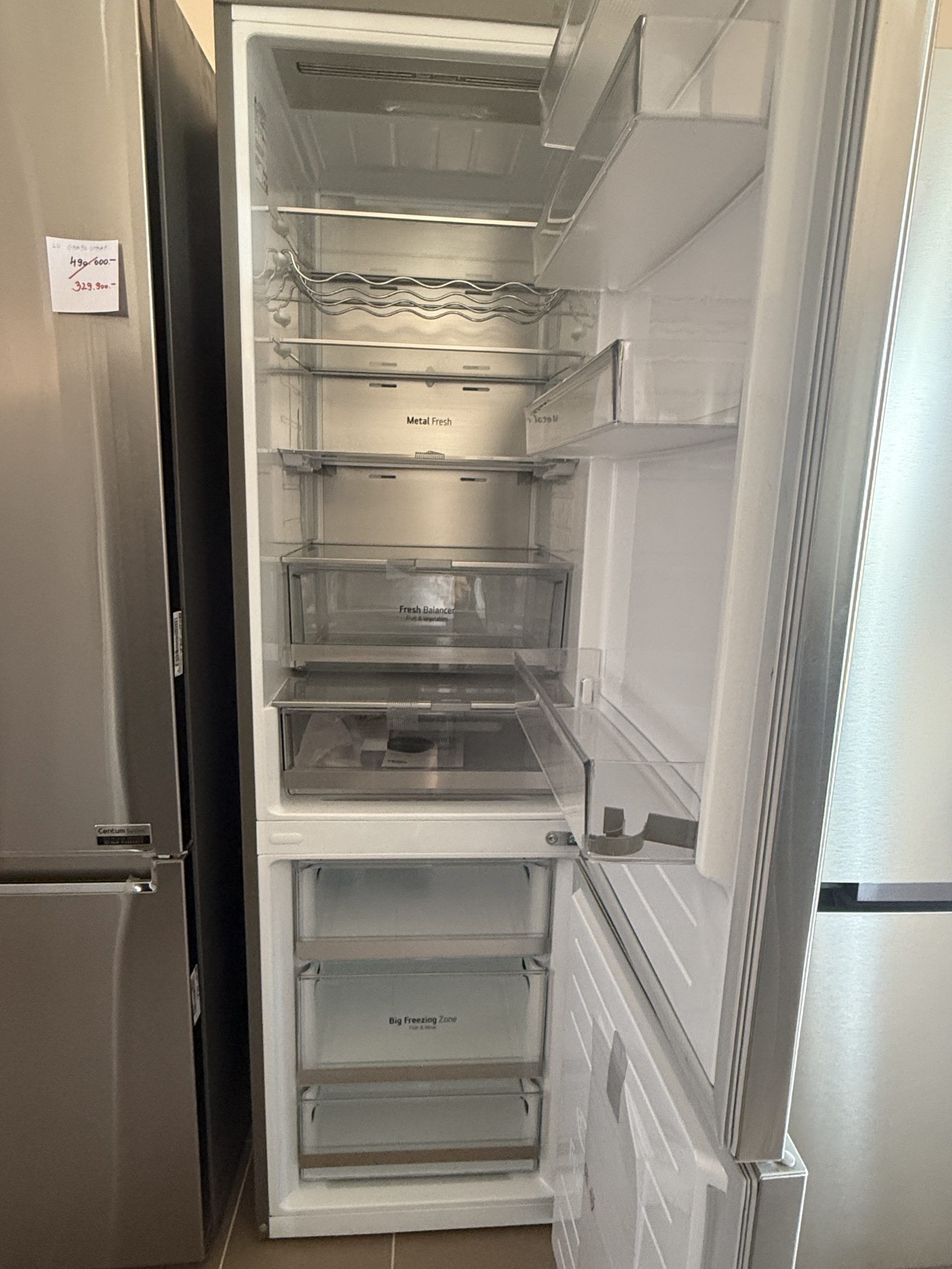 LG GBB92STABP Inverteres NoFrost hűtőszekrény, B-energia, DoorCooling⁺, ThinQ technológia, 384l. - Image 3